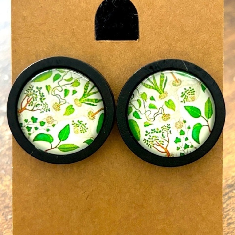 Handmade Green and White Botanical Print 20mm Wood Stud Earrings, NWT